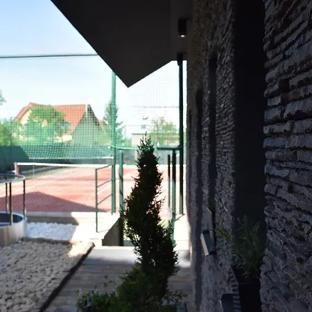 Víno Hruška Penzion Blatnička